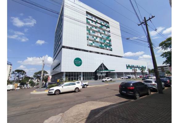 DOM MEDICAL CENTER- CONSULTÓRIO 711
